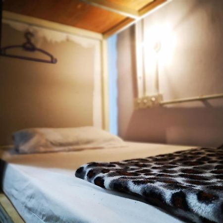 Get Inn Backpackers Kota Kinabalu Bagian luar foto