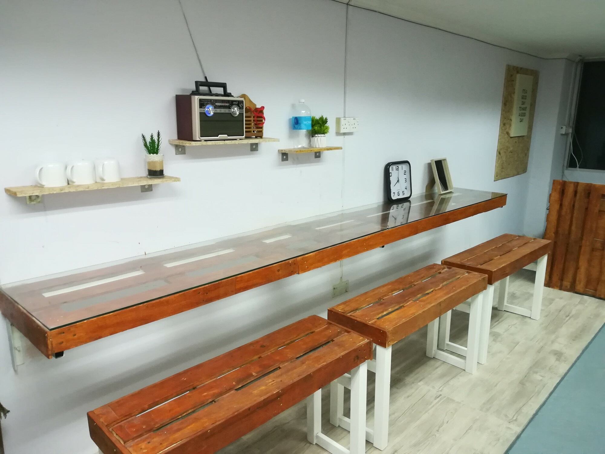 Get Inn Backpackers Kota Kinabalu Bagian luar foto