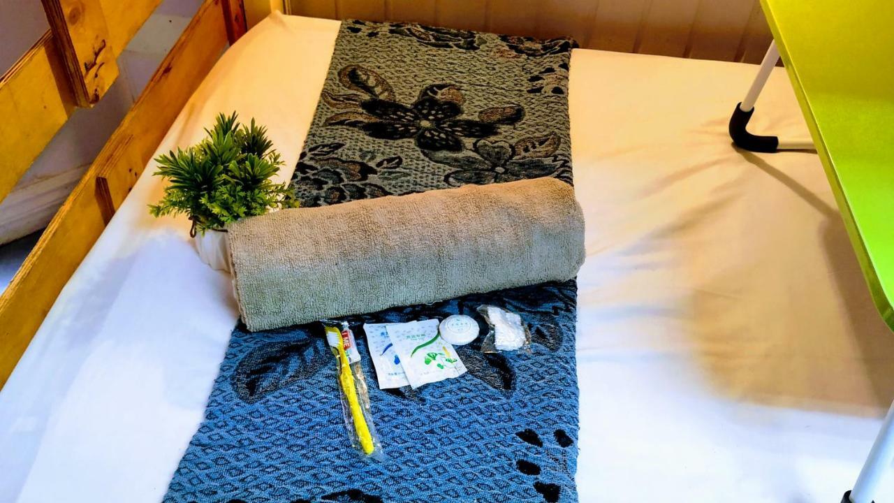 Get Inn Backpackers Kota Kinabalu Bagian luar foto